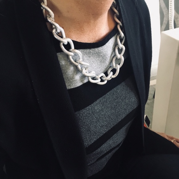 🥳Buy 1 Get 1 FREE!🎉 Silver Chain Necklace - Picture 3 of 4